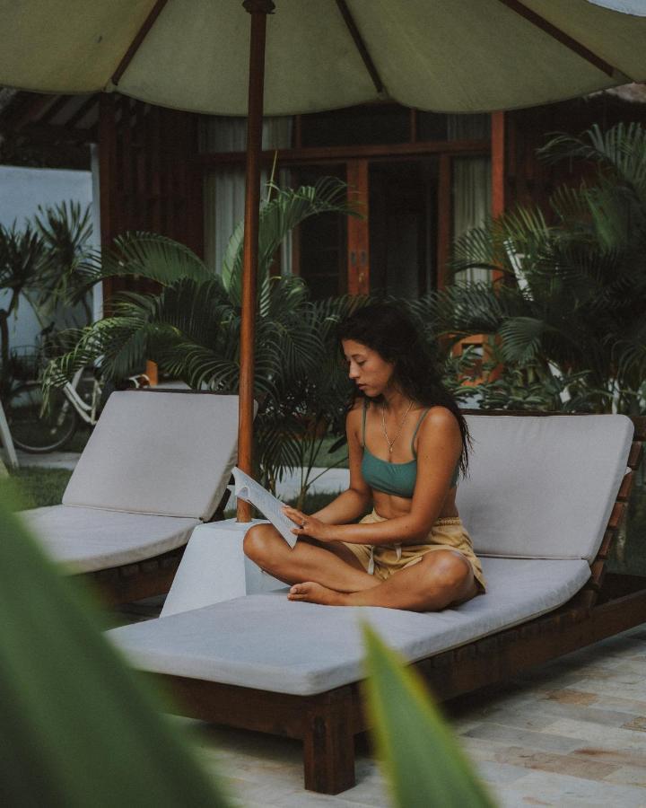 Lmbk Surf House Hotell Kuta  Exteriör bild